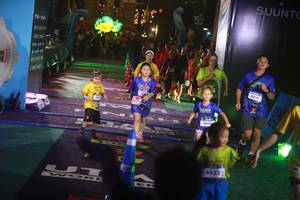 BIB: 480, 4432, 4810
                            <button type="button" onclick="openModal(26275349)" class="btn btn-primary btn-sm float-right btn-popup" data-toggle="modal" data-target=".modal-high-quality">
                        <i class="fas fa-shopping-cart"></i> Add to Cart
                    </button>
                                            <button type="button" onclick="isThisMe(26275349, true)" class="btn btn-success btn-sm float-right btn-popup btn-isme hidden" data-toggle="tooltip" data-placement="bottom" title="นี่คือรูปของคุณใช่ไหม คลิกที่นี่เพื่อเอาเข้าอัลบั้ม">
                        <i class="fas fa-plus"></i> Add to album
                    </button>
                    <button type="button" onclick="isThisMe(26275349, false)" class="btn btn-warning btn-sm float-right btn-popup btn-isnotme hidden">
                        <i class="fas fa-ban"></i> Remove from album
                    </button>